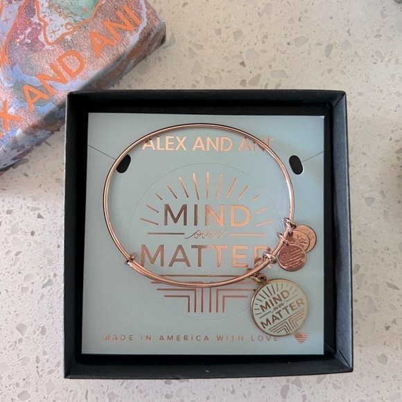 ALEX AND ANI mind over matter bracelet bangle EUC - Picture 2 of 10